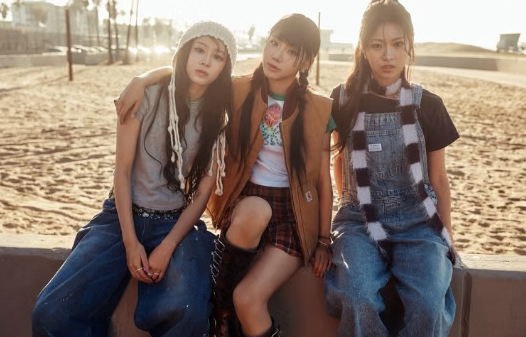 Review Makna Lagu Echoes of Us: Gema Cinta yang Memudar