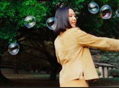 Review Makna lagu About Damn Time: Sudah Waktunya